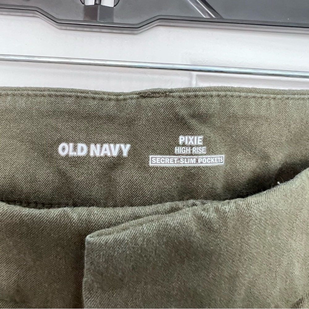 Old Navy Green Pixie High Rise Pant Size 12 - Picture 3 of 6